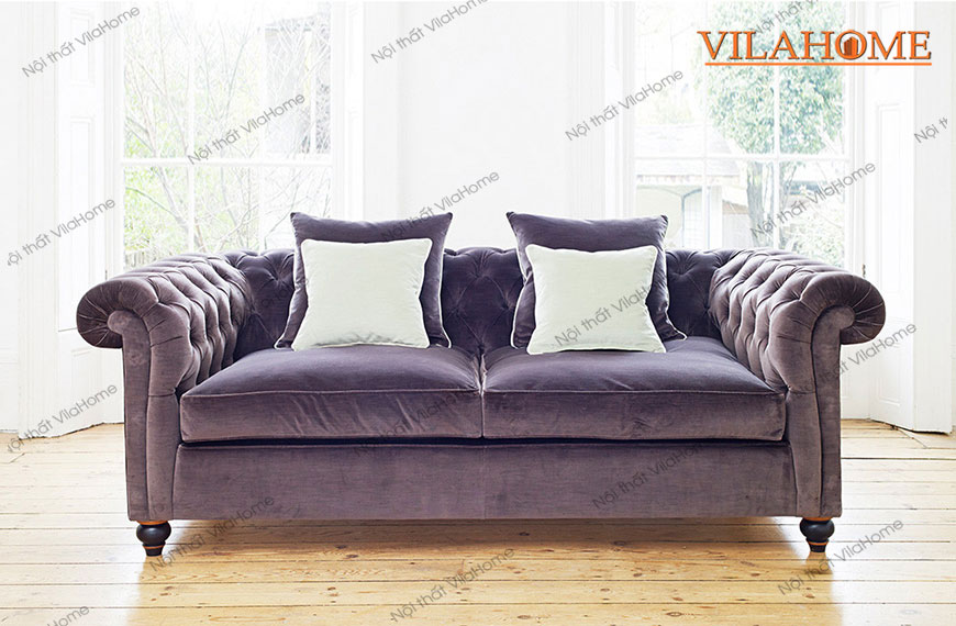 Ghế Sofa Tân Cổ điển đem lại cảm giác ấm cúng và sang trọng cho không gian phòng khách của bạn. Hãy cùng khám phá bức ảnh này để tìm thấy sự kết hợp tinh tế giữa nét cổ điển và đẳng cấp hiện đại.